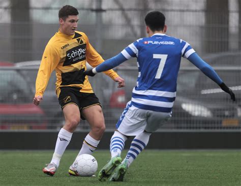 trainers nac breda.